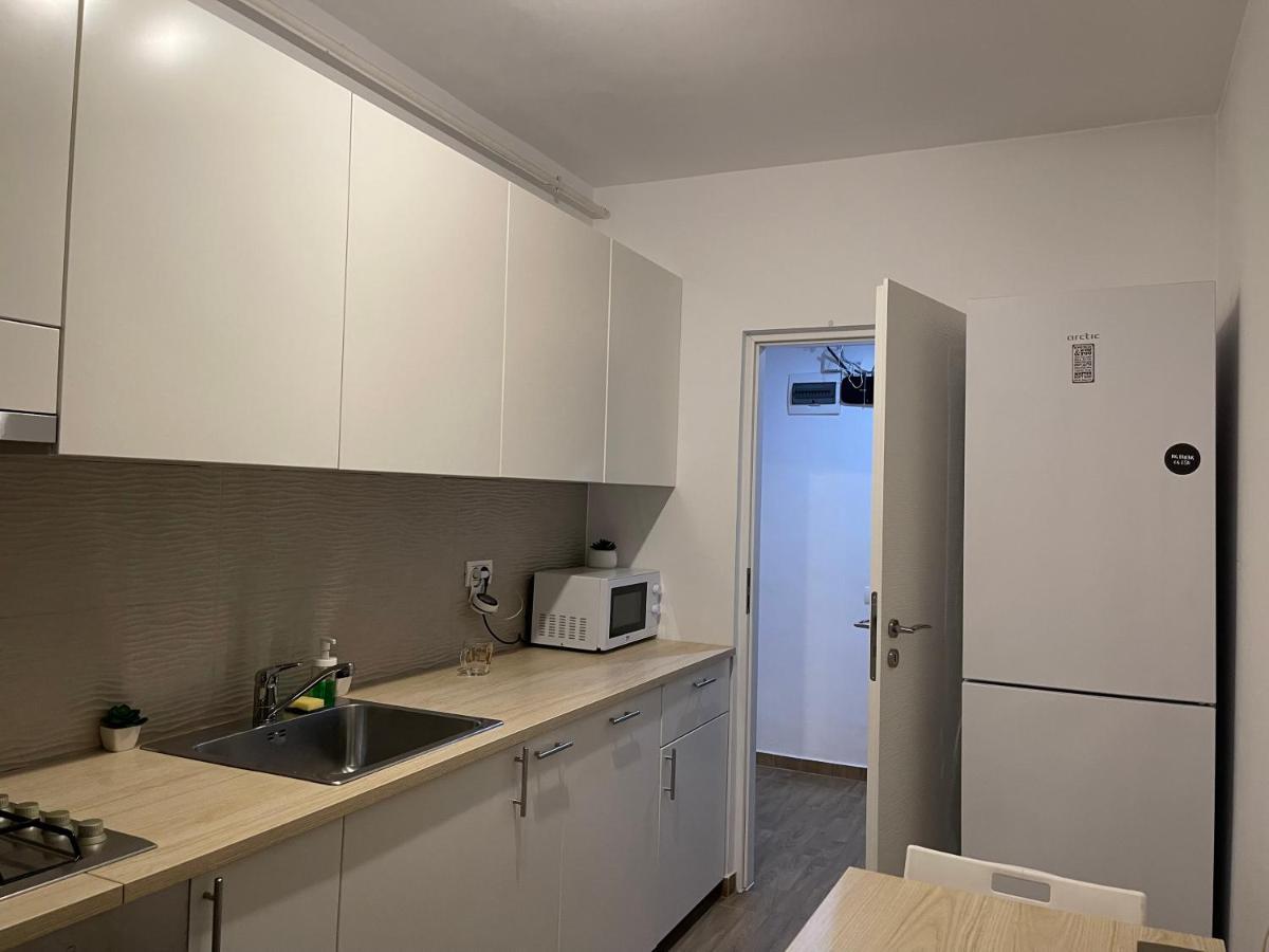 בוקרשט Gold Luxury Apartment Close To Presidential Palace מראה חיצוני תמונה