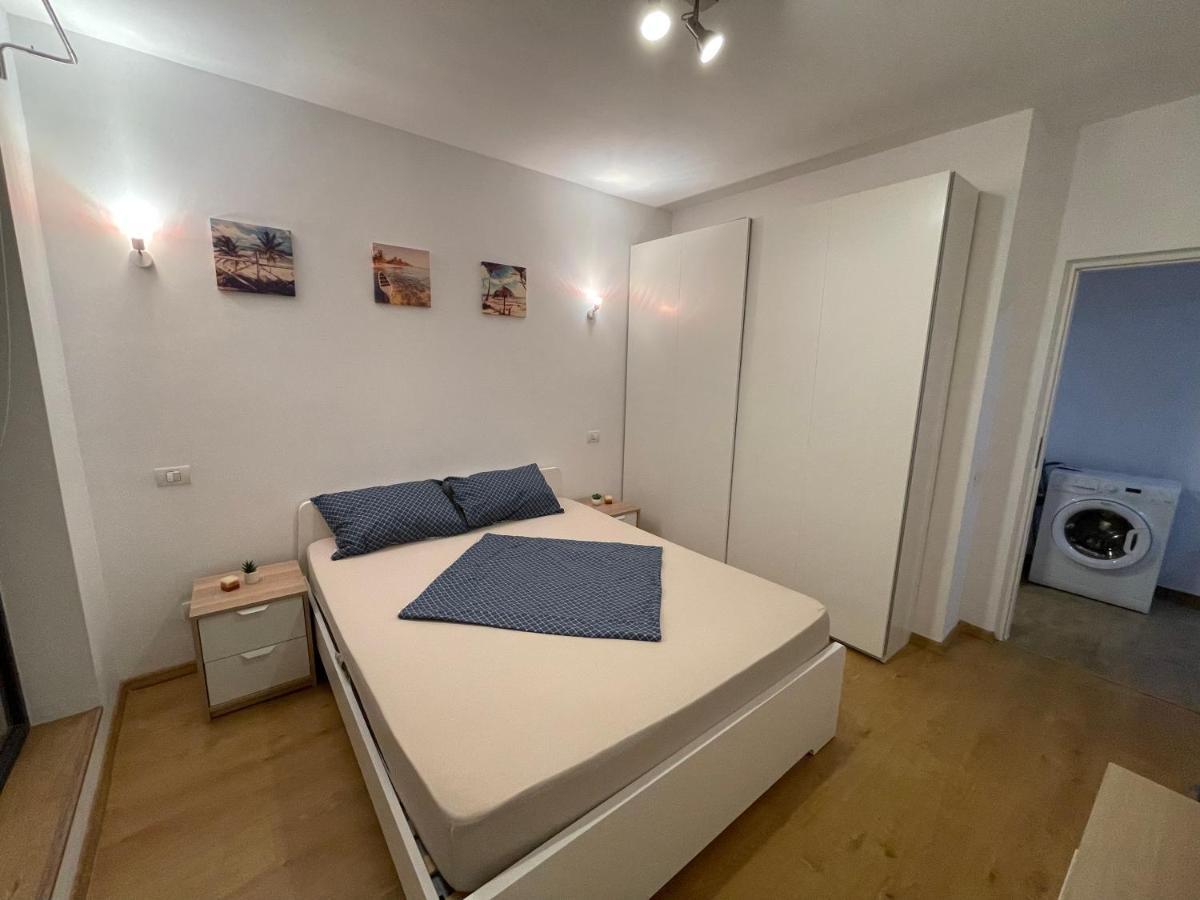 בוקרשט Gold Luxury Apartment Close To Presidential Palace מראה חיצוני תמונה